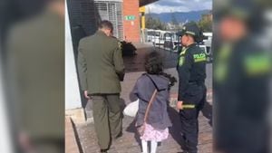Eva Luna España ya se encuentra con uniformados de la Policía