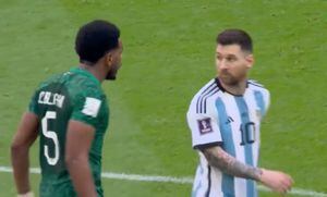 Messi y su rival