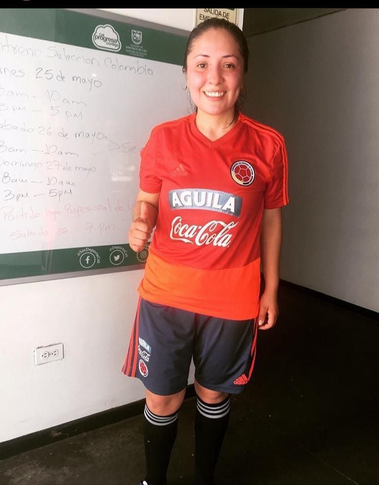 Patrullera Adriana y jugadora de Fútbol denuncia presunto acoso laboral