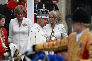 Carlos III rindió un tributo a Camila, "mi reina consorte", durante su discurso de coronación.