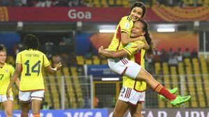Las jugadoras colombiana celebran su paso a las semifinales del Mundial Femenino de India Sub-17.