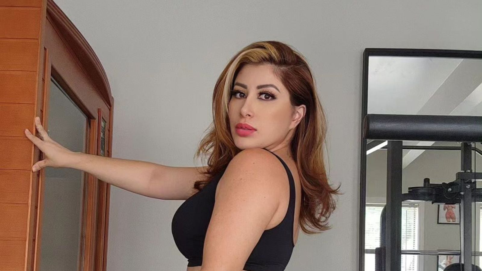 Filtran fotos íntimas de la maestra de TikTok que es tendencia en OnlyFans  - Soho