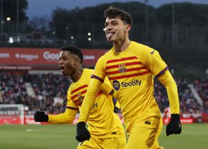 Pedri marcó el único gol del partido en Girona