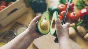 Beneficios de consumir aguacate