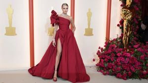 Cara Delevingne arrives at the Oscars on Sunday, March 12, 2023, at the Dolby Theatre in Los Angeles. (Photo by Jordan Strauss/Invision/AP)