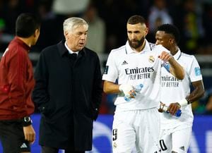 Ancelotti ha depositado su confianza en Benzema a pesar de las lesiones