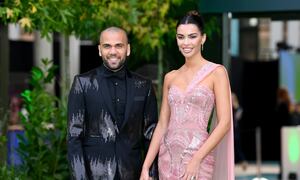 LONDON, ENGLAND - OCTOBER 17: Dani Alves and Joana Sanz attend the Earthshot Prize 2021 at Alexandra Palace on October 17, 2021 in London, England. (Photo by Joe Maher/Getty Images)