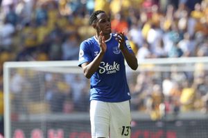 Yerry Mina deja el Everton después de cinco años