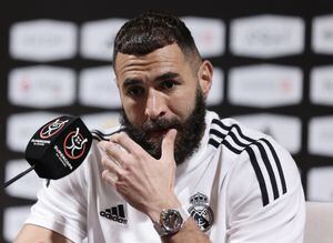 Karim Benzema durante la rueda de prensa antes de la derrota en la final ante el Barcelona