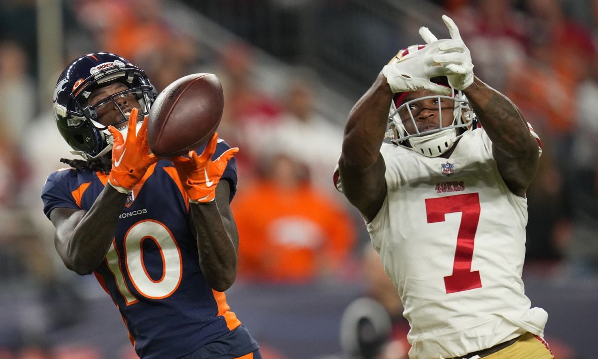 Denver Broncos wide receiver Jerry Jeudy (10) cannot catch a pass while defended by San Francisco 49ers cornerback Charvarius Ward (7) during the second half of an NFL football game in Denver, Sunday, Sept. 25, 2022. (AP/Jack Dempsey)