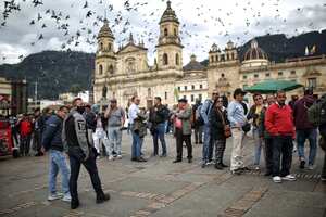 Plaza de Bolívar, marchas convocadas por el Gobierno de Gustavo Petro 14 de febrero