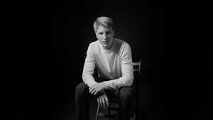 Andrés Llinás, imagen de la nueva colección de MNG.