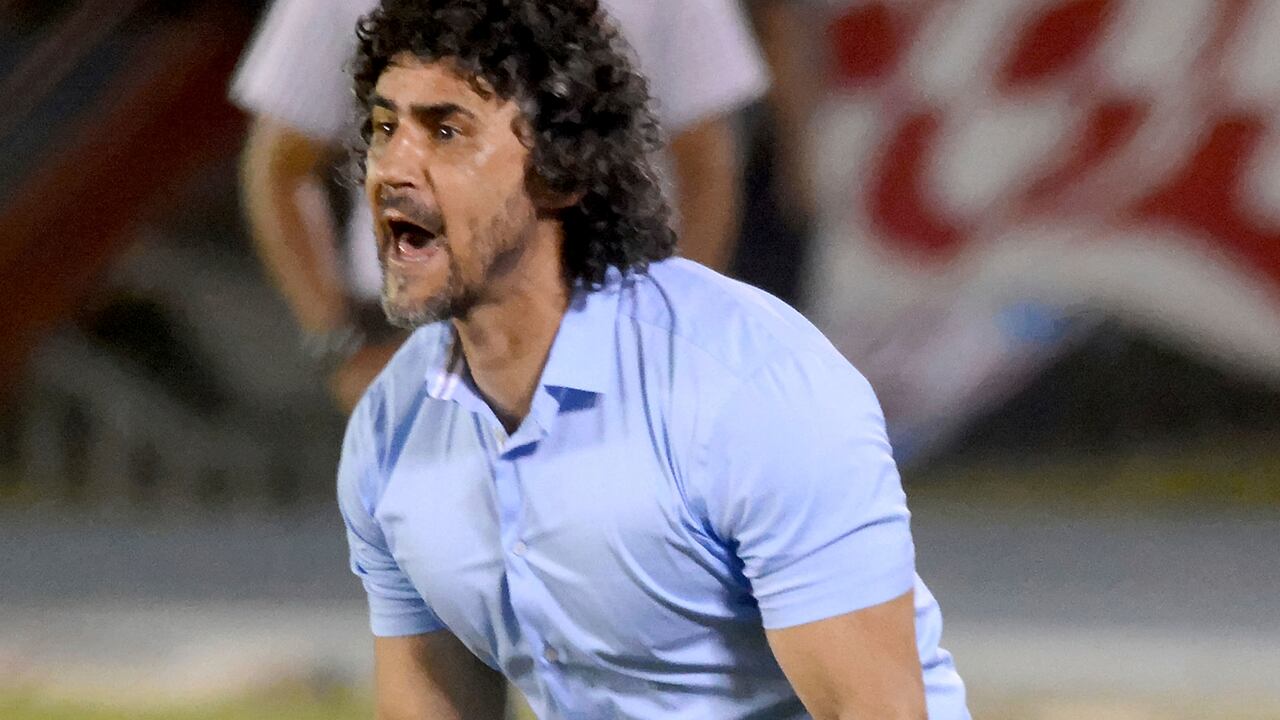 Leonel Álvarez, técnico de Águilas Doradas