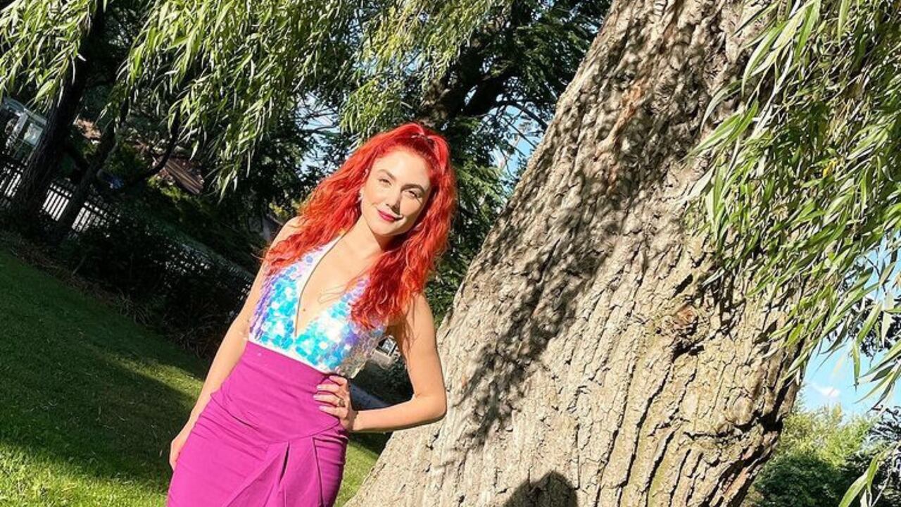 ¿La recuerda? Carolina López volvió con diminuta tanga donde se le ve un tatuaje en su zona íntima