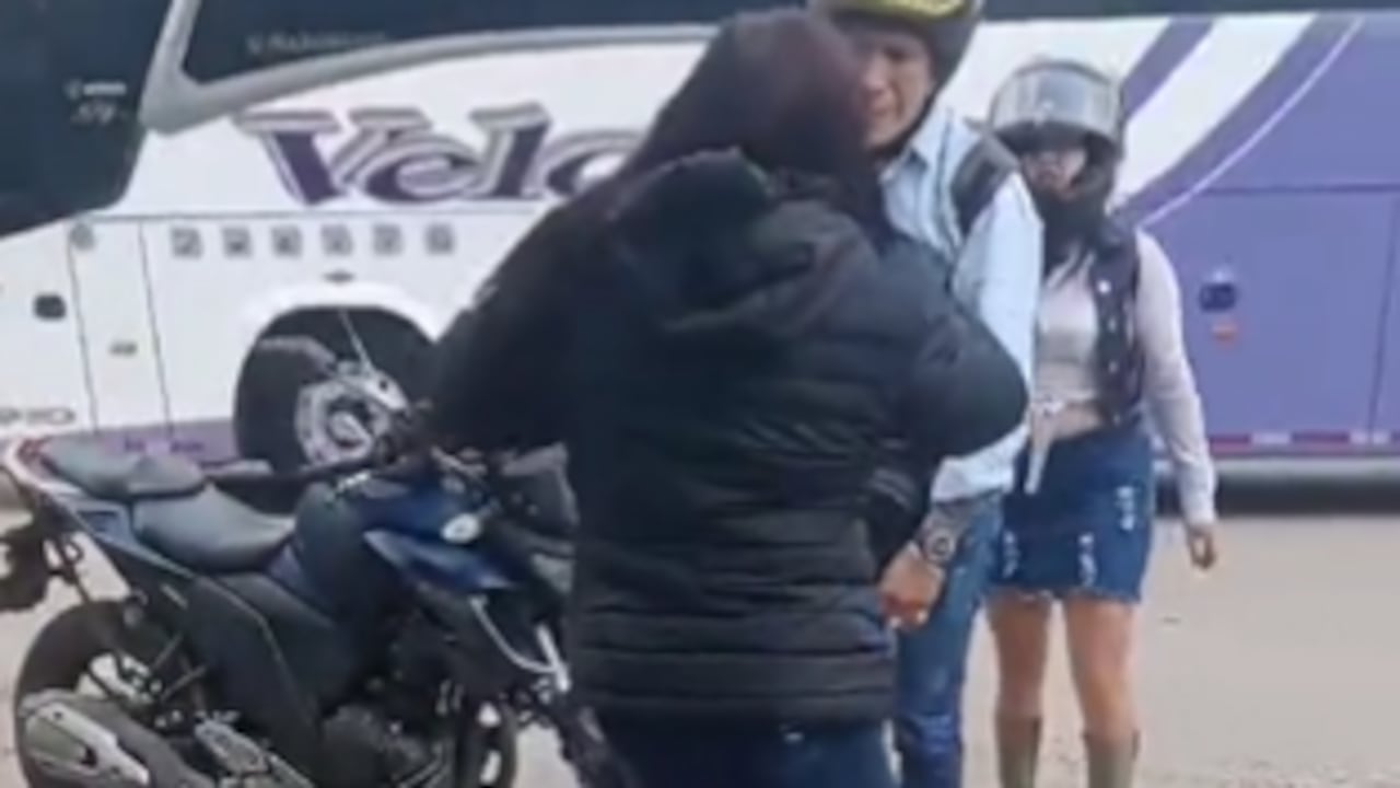 Descubrió a su novio montando a la amante en la moto que ella le regaló