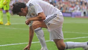 MADRID, SPAIN - MAY 02: Kaka of Real Madrid takes a fall during the La Liga match between Real Madrid and CA Osasuna at Estadio Santiago Bernabeu on May 2, 2010 in Madrid, Spain. (Photo by Denis Doyle/Getty Images)