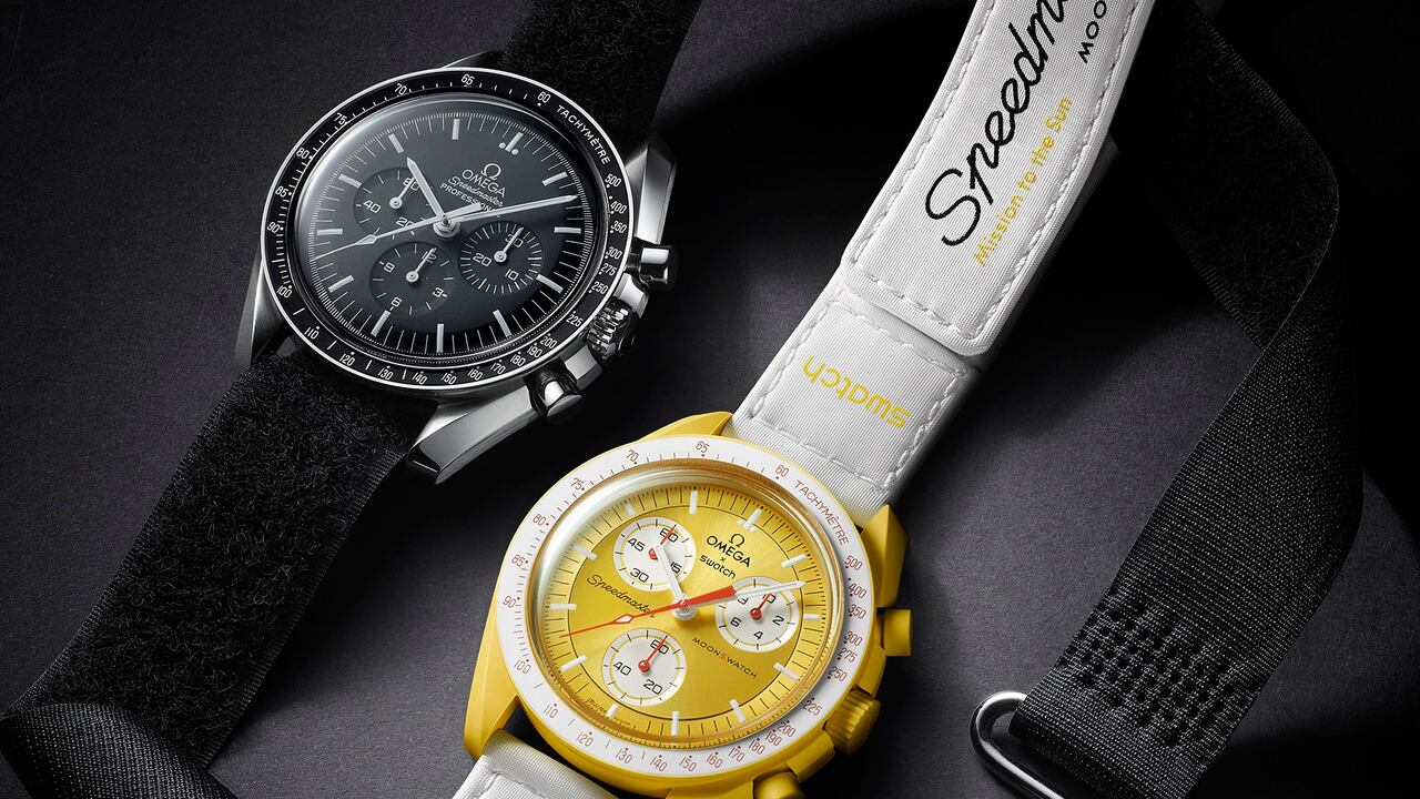 La reconocida colaboración entre Swatch y Omega, que ha causado sensación a nivel mundial, aterriza oficialmente en la capital antioqueña con la llegada del icónico MoonSwatch.
