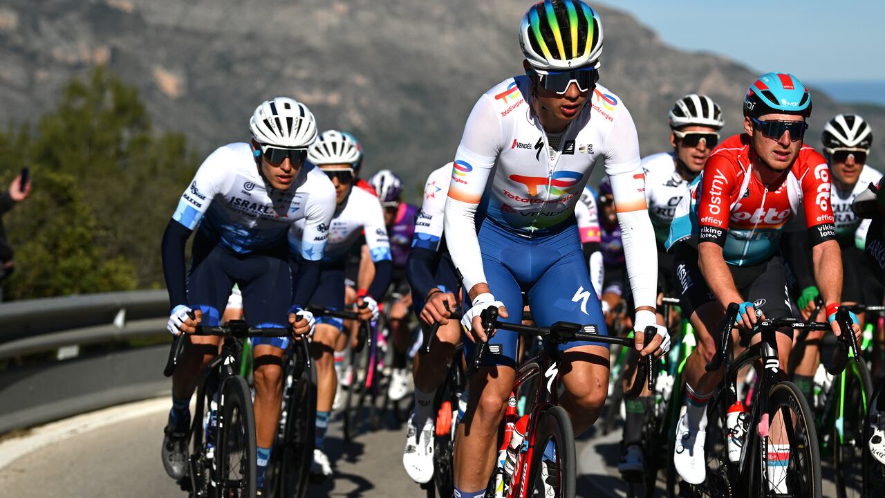 Pelotón de ciclistas