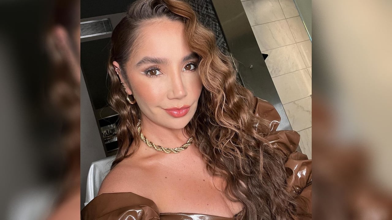 Paola Jara cautiva con cuerpazo en Maldivas