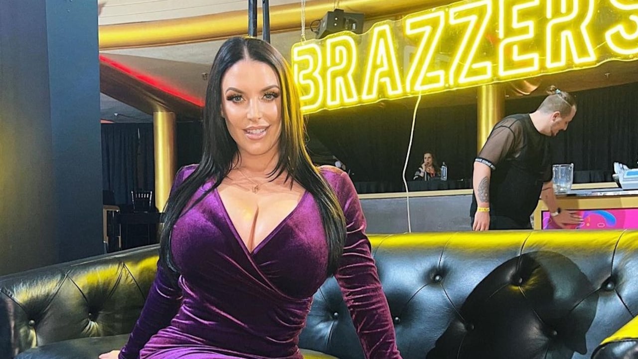 Foto: Instagram @theangelawhite