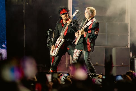 Montley Crue y Def Leppard ya están en Colombia para su show