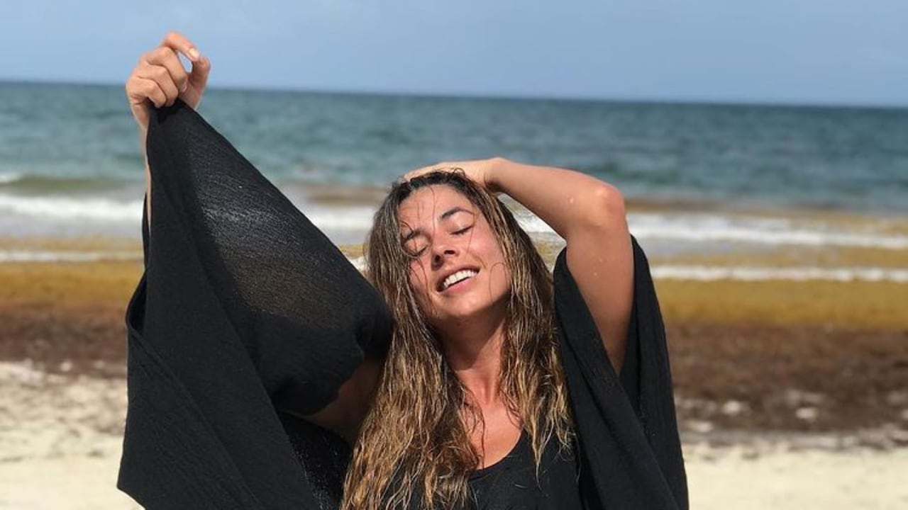 Carla Giraldo dejó ver sus lolas en foto con su marido; no dejó nada a la imaginación