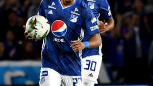 BOGOTA, COLOMBIA - OCTOBER 23: Sebastian Salazar of Millonarios runs to celebrate his first scored goal from his team to Independiente Santa Fe, during a match between Millonarios and Independiente Santa Fe as part of the Liga Aguila 2019 II at Estadio El Campin on October 23, 2019 in Bogota, Colombia. (Photo by Luis Ramirez/Vizzor Image/Getty Images)