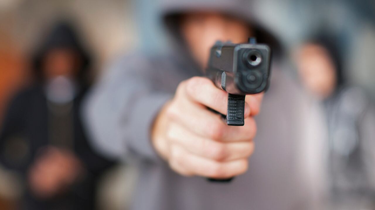Los hurtos se convirtieron en el pan de cada día en Bogotá. En 2022, en promedio, los delincuentes atracaron a 15 personas y hurtaron siete celulares cada hora. Abruma la inseguridad.