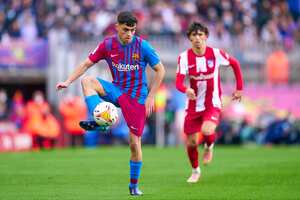 Pedro Gonzalez 'Pedri' del FC Barcelona y João Félix del Atlético de Madrid.