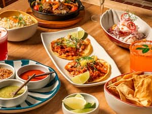 Doslugares: Un viaje sensorial entre México y Perú