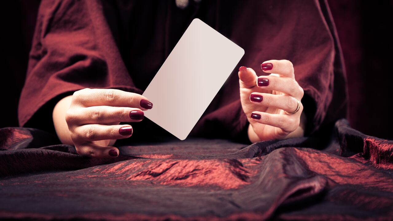 El libro que demuestra que las brujas no existen pero de que las hay, las hay