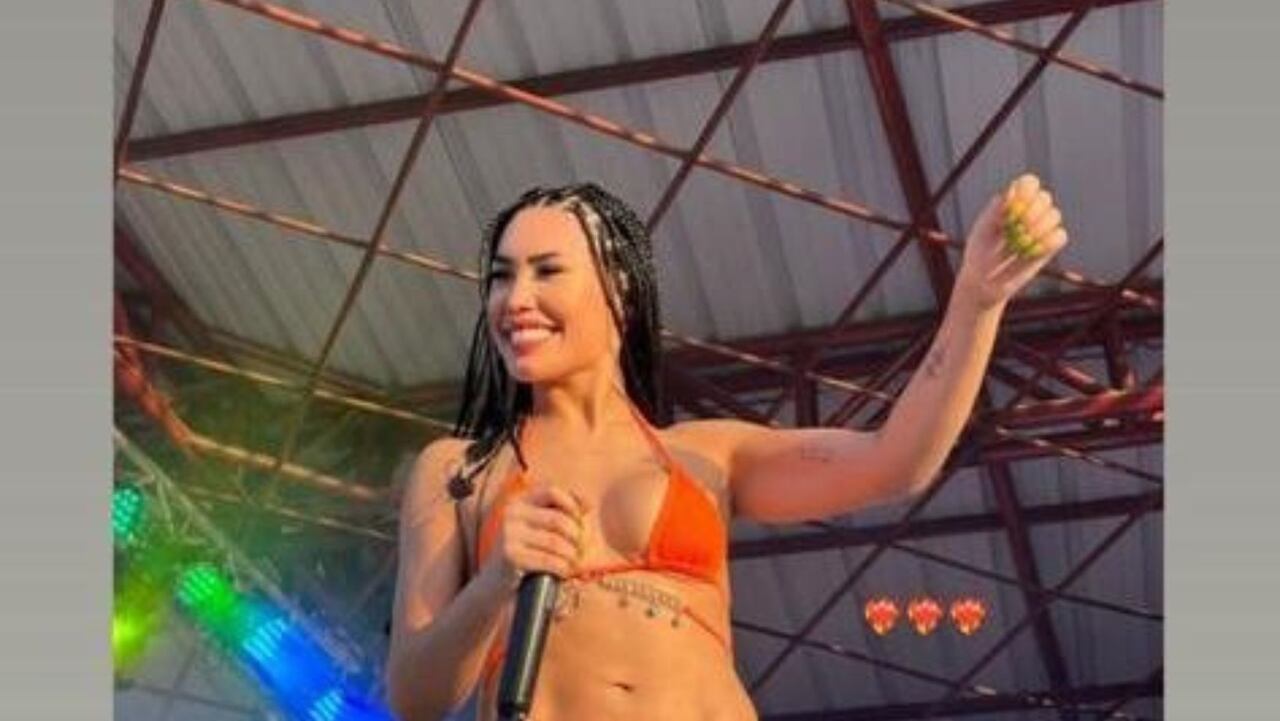 Ana del Castillo
@anadelcastillo1999