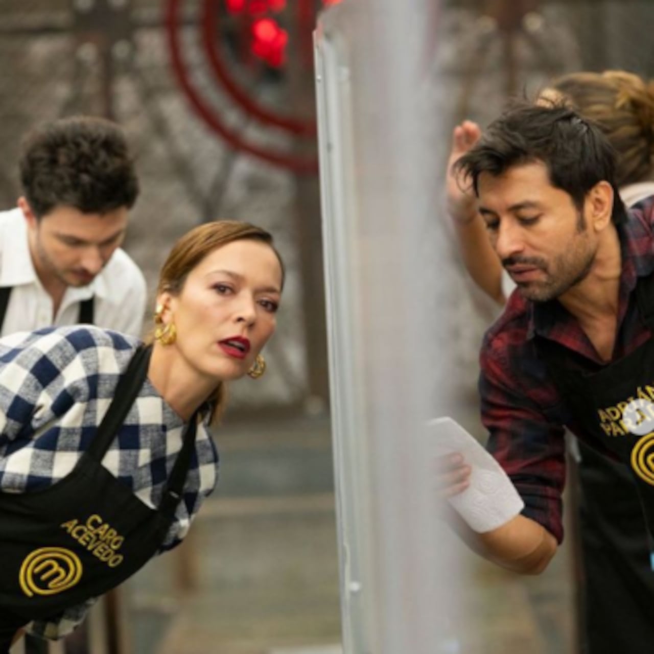 El tero consistía en parejas divididas por un muro, por lo que la comunicación solo era verbal.