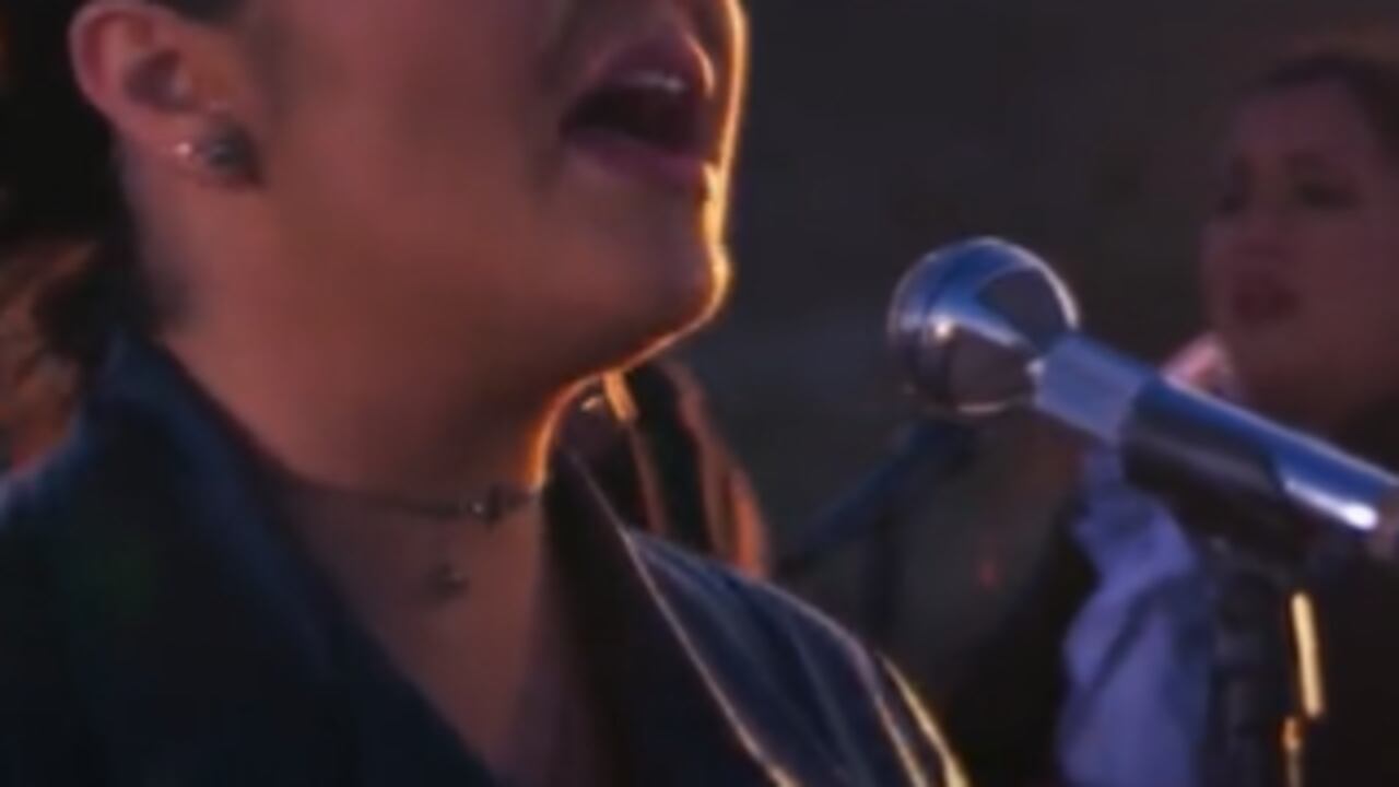 Yuridia anunció que tiene Covid