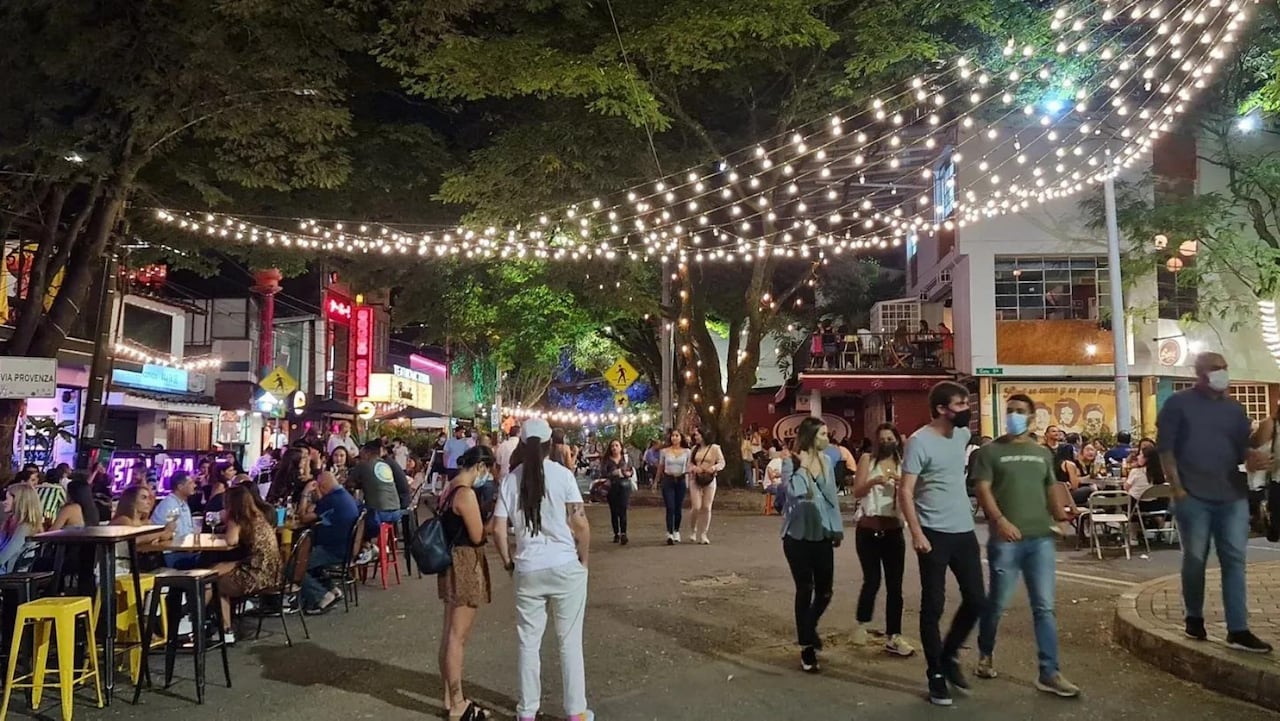 Bares y entretenimiento