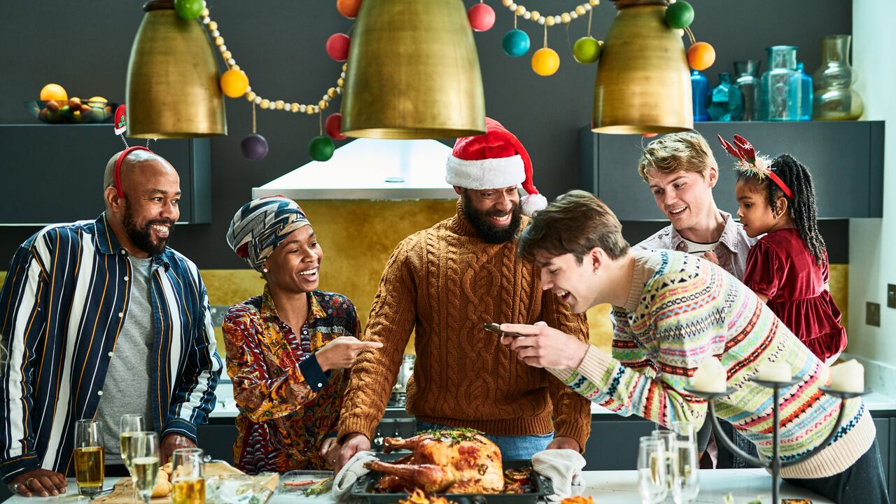 Música, comida y celebración, ¡Pues claro que nos encanta la Navidad!
