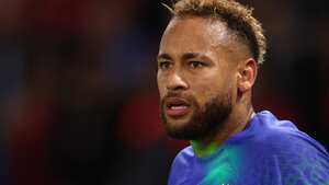 Neymar, jugador de la Selección de Brasil, durante el partido amistoso contra Túnez.