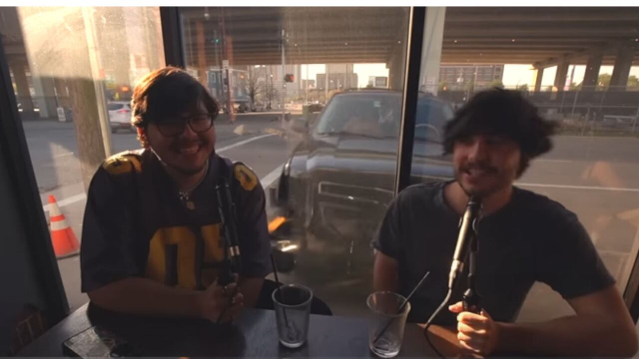 Hombres se salvan de morir aplastados por camión en pleno en vivo