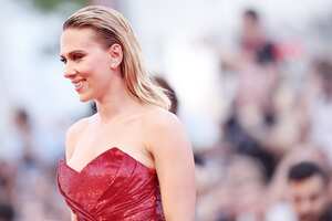 VENICE, ITALY - AUGUST 29:  Actress Scarlett Johansson walks the red carpet ahead of the "Marriage Story" screening during during the 76th Venice Film Festival at Sala Grande on August 29, 2019 in Venice, Italy. (Photo by Stefania D'Alessandro/WireImage,)