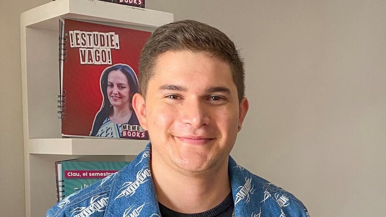 Sebastián Solano, el joven politólogo que creó los Memebooks.