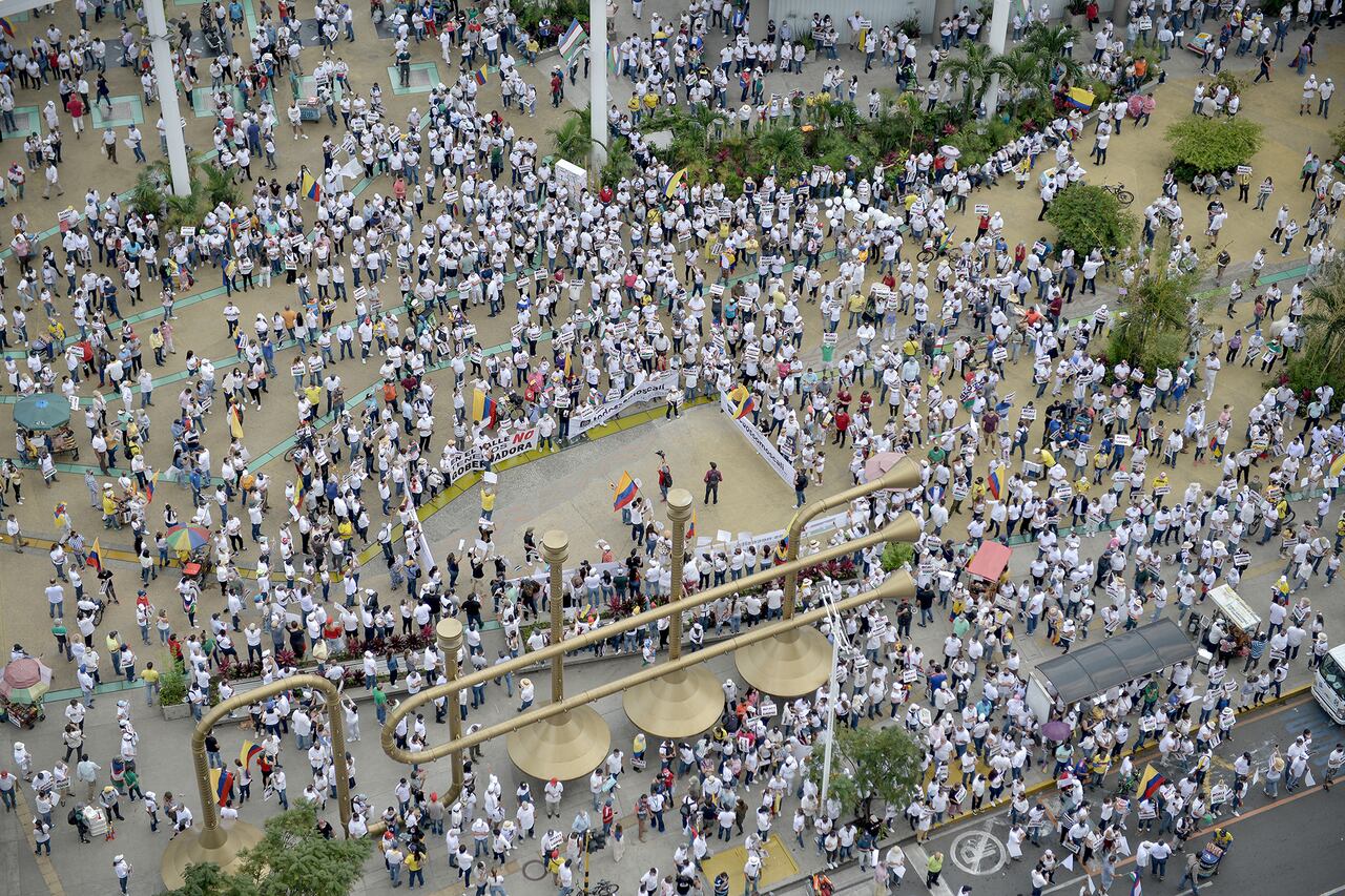 "Marcha del Silencio" antes de la huelga nacional de mañana el 25 de mayo de 2021 en Cali, Colombia. Cali
