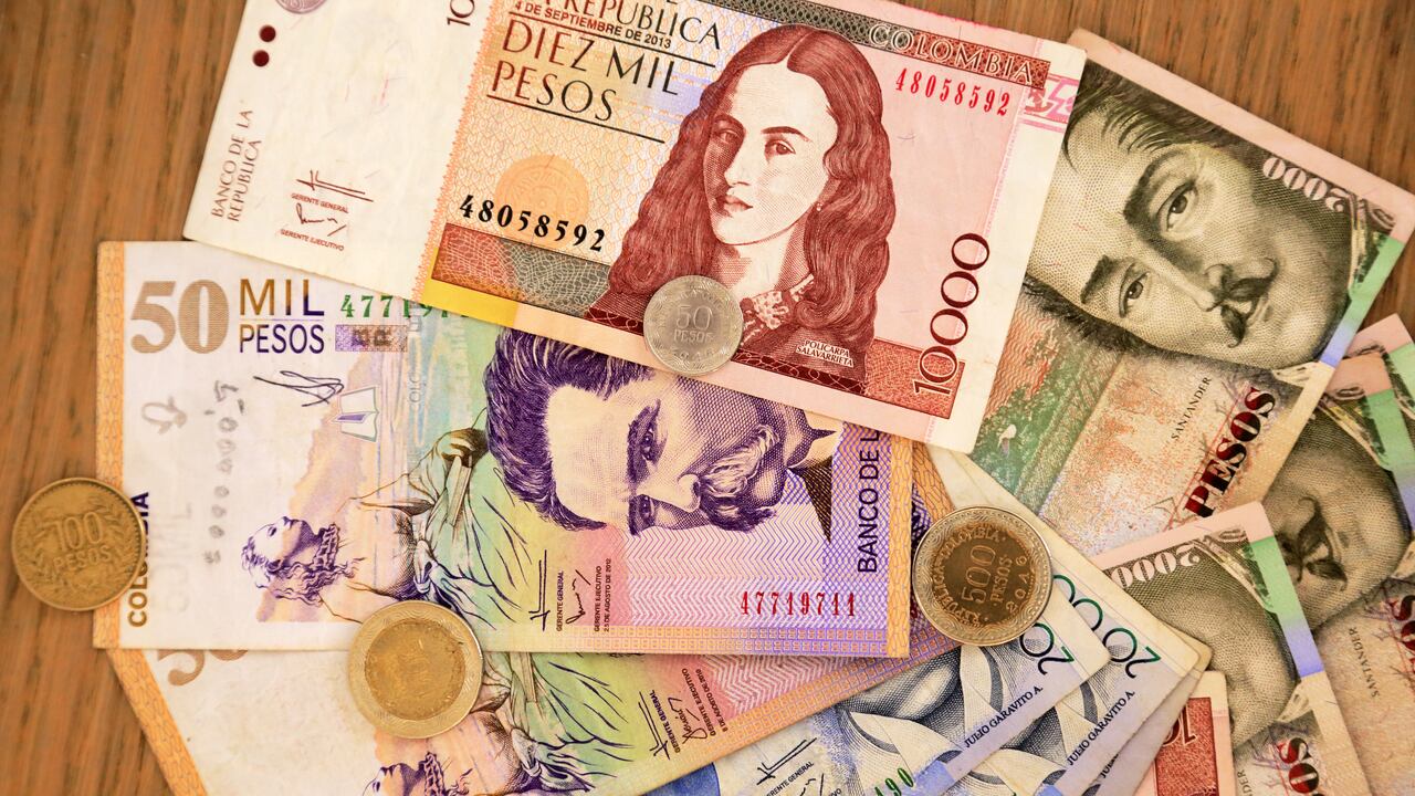 Billetes y monedas