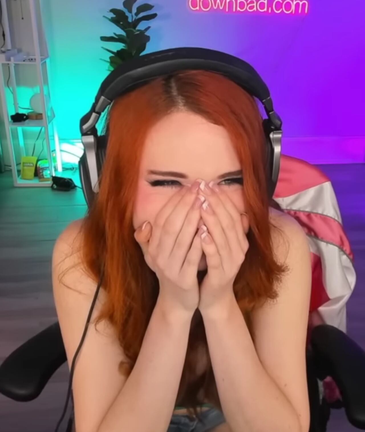 Amouranth reveló que las transmisiones suyas mientras duerme son las que le dejan más dinero.