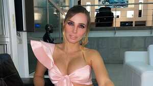 Instagram @elizabethloaiza