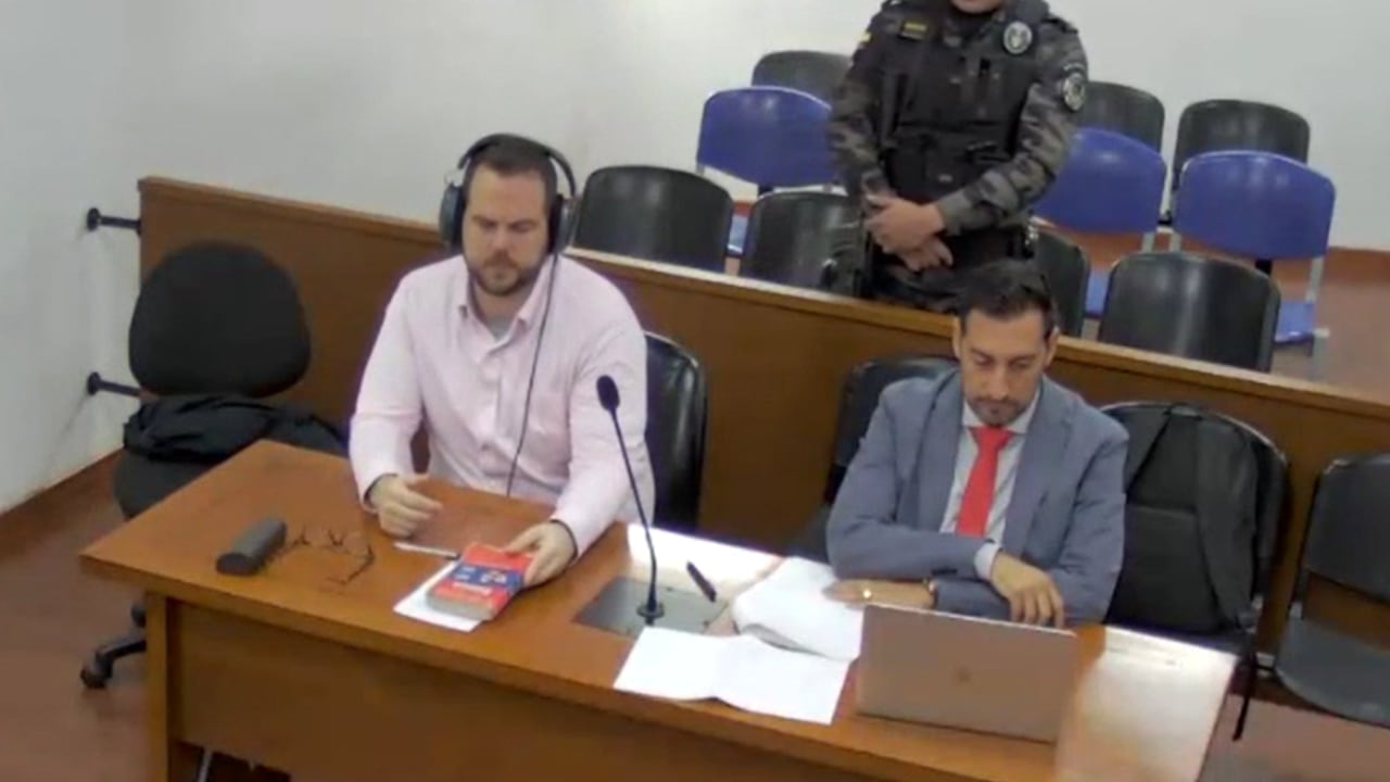 John Poulos en audiencia por el feminicidio de la DJ Valentina Trespalacios.