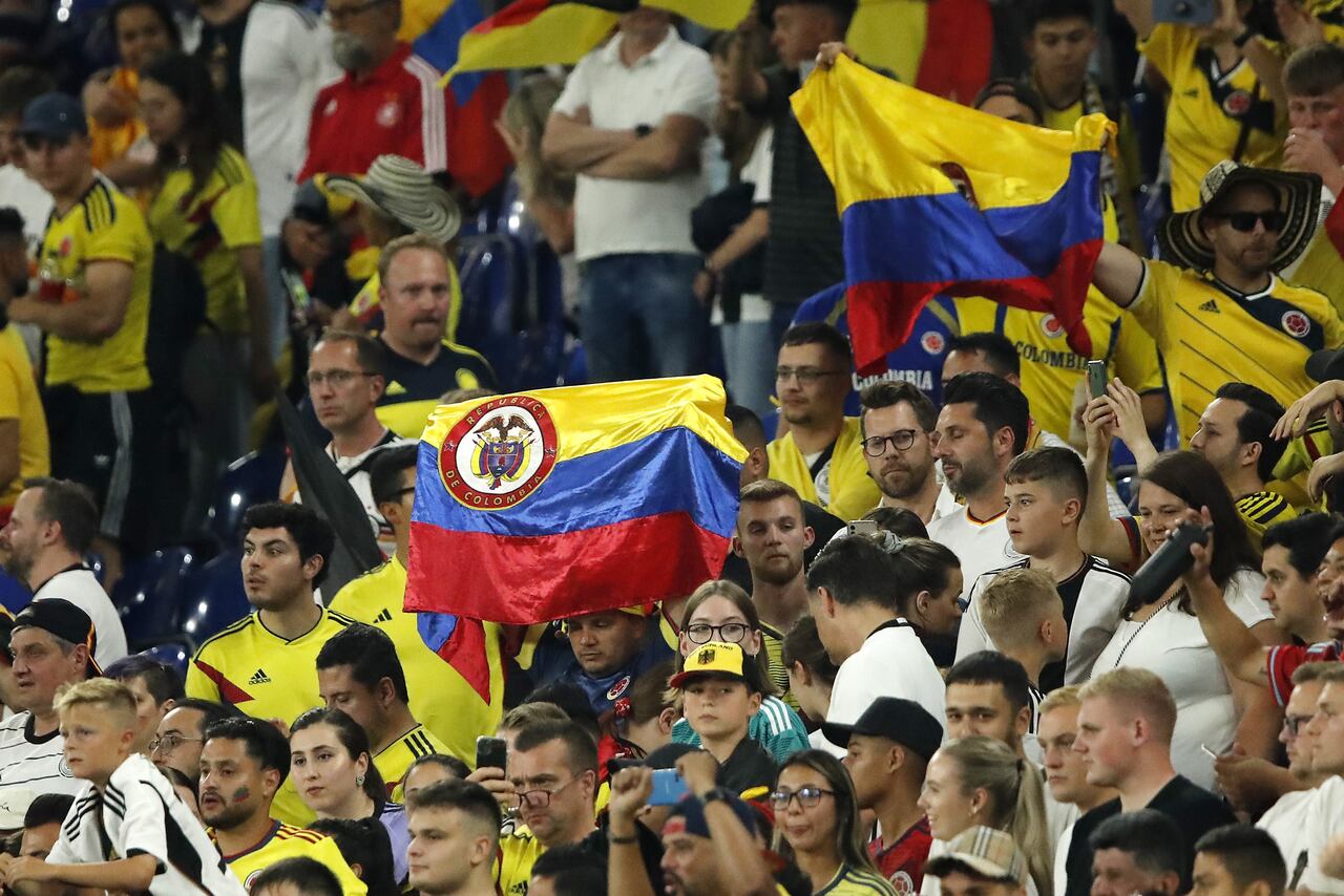 Cientos de seguidores estarán esperando el triunfo de la Selección