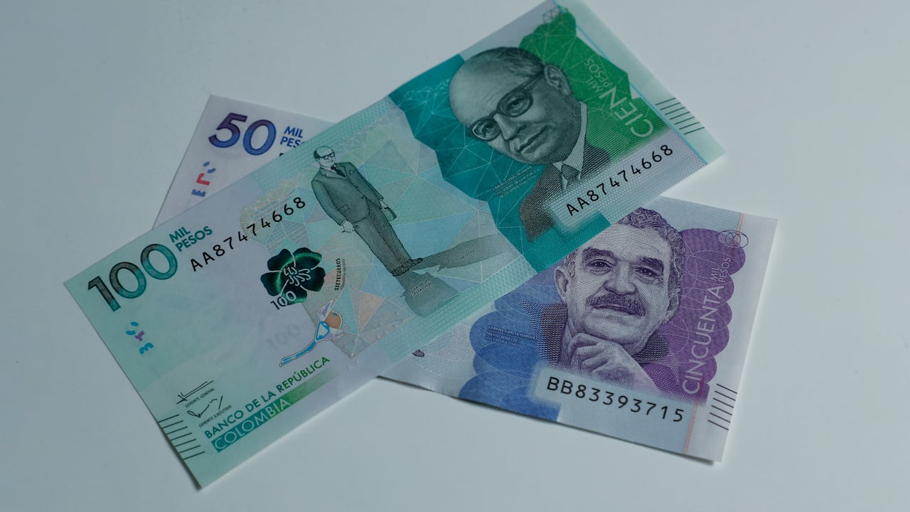 Billetes cien mil pesos y cincuenta mil pesos colombianos
moneda Colombia
Oct 27 del 2020
Foto Guillermo Torres Reina / Semana