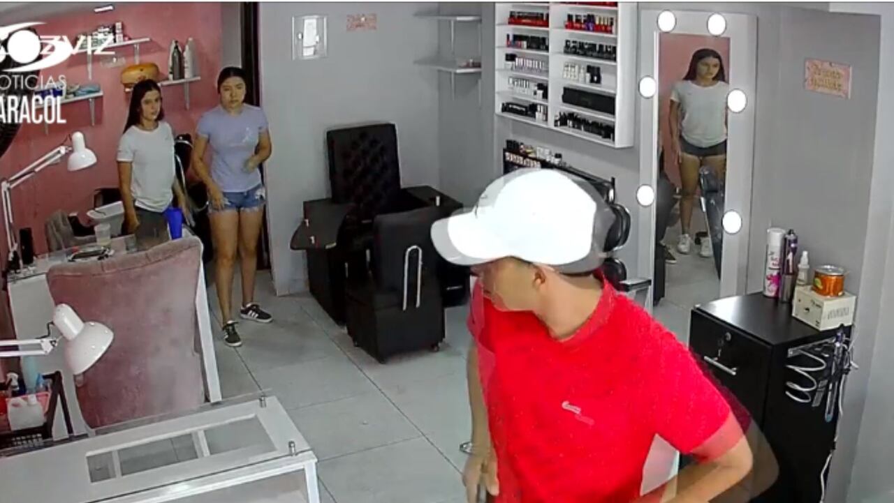 La mala suerte de ladrón: robó peluquería y cámaras full HD lo grabaron