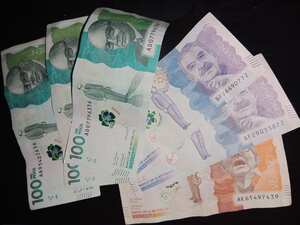 dinero, plata, billetes, moneda, salario mínimo, salario mínimo legal vigente