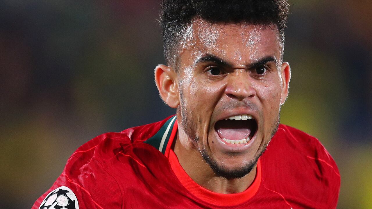 Luis Díaz marca el 2-2 del Liverpool en la Cerámica